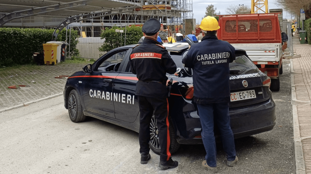 Al momento stai visualizzando Due imprenditori agrigentini multati per cantieri irregolari e lavoro in nero