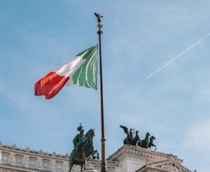 Scopri di più sull'articolo Italiani nel mondo: il MAECI riforma la politica estera e tutela i diritti