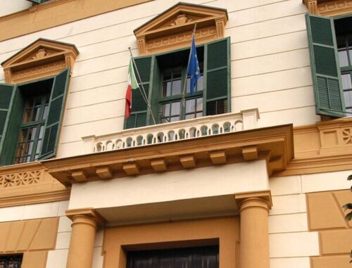 Al momento stai visualizzando Franchi tiratori bloccano stipendio per presidenti delle ex province