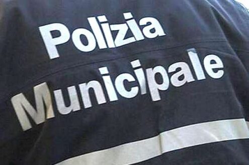 Al momento stai visualizzando Ravanusa, messa in fuga una falsa poliziotta intenta a derubare una famiglia