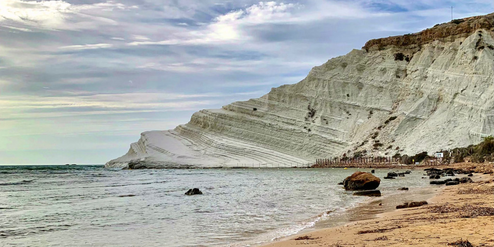 Al momento stai visualizzando Addio a Cesare Sciabarrà, ex proprietario della Scala dei Turchi