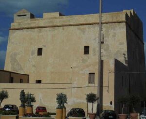Scopri di più sull'articolo La Torre Carlo V riapre al pubblico senza necessità di ristrutturazione