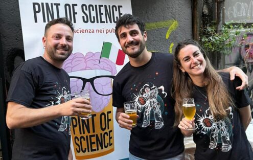 Scopri di più sull'articolo Pint of Science riparte: dal 18 maggio 90 pub italiani coinvolti, Catania inclusa