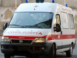 Scopri di più sull'articolo Incidente sulla ss624 Palermo-Sciacca: due auto si scontrano, intervengono i vigili del fuoco