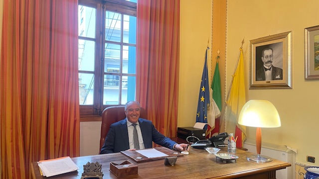 Scopri di più sull'articolo Auguri di buon lavoro a Sodano, nuovo sindaco di Agrigento dal presidente del Consorzio