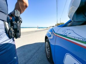 Scopri di più sull'articolo Sette giovani arrestati: smantellata banda criminale dedita a droga e armi