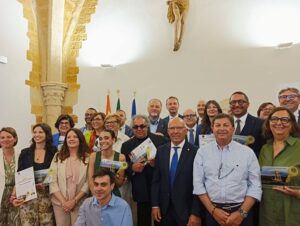 Scopri di più sull'articolo Francesco Anastasi premiato dal Lions Club Agrigento per l’arte e la creatività