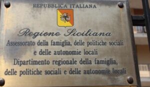 Scopri di più sull'articolo Cinque milioni di euro alle famiglie siciliane: ecco cosa cambia con l’avviso regionale
