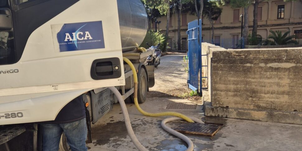 Al momento stai visualizzando Aica diffida Siciliacque: scarseggia l’acqua promessa ai cittadini