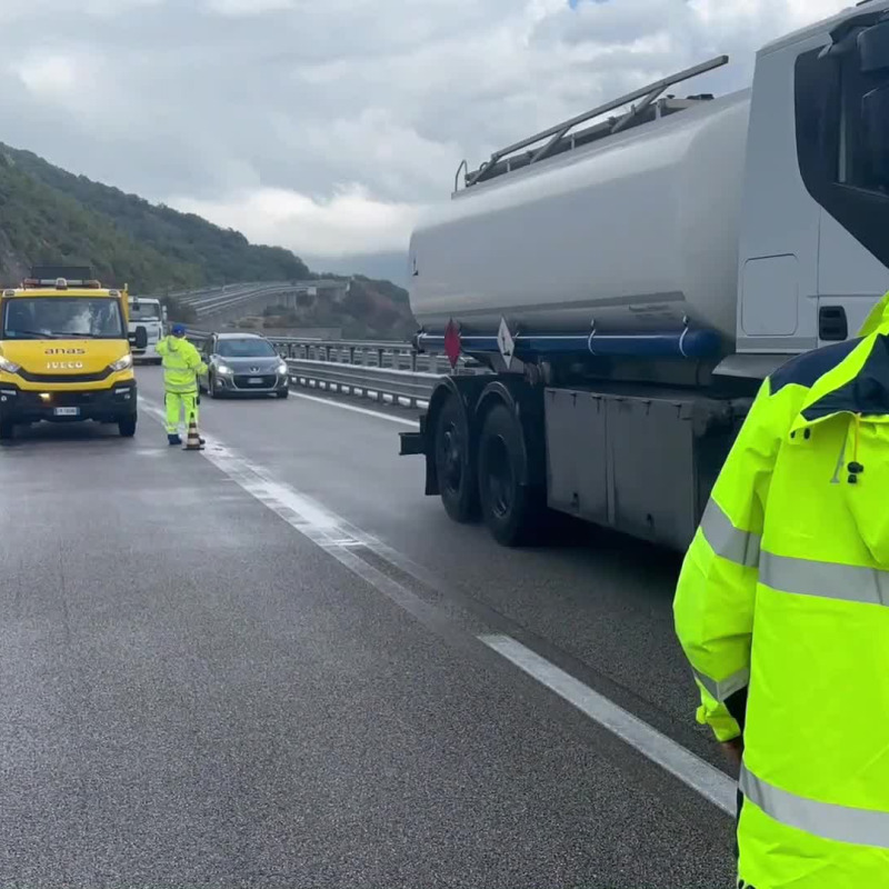 Al momento stai visualizzando Multe da 500 mila euro al Consorzio Autostrade Siciliane per ritardi nei cantieri