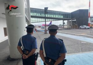 Scopri di più sull'articolo Posteggiatore abusivo denunciato per tentata estorsione a un ottantenne