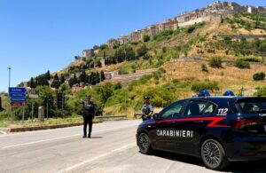 Scopri di più sull'articolo Truffa del finto carabiniere fermata: risparmi di un’anziana al sicuro