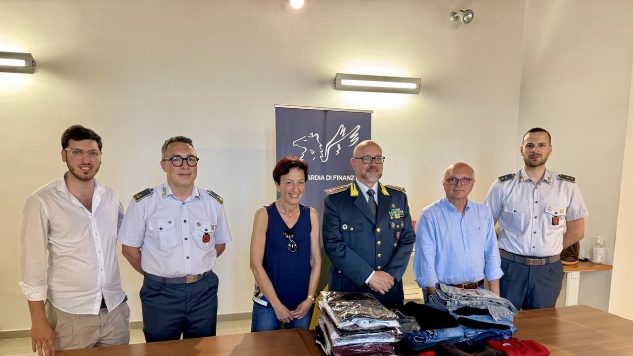 Al momento stai visualizzando La Croce Rossa di Agrigento riceve un importante aiuto dalla Guardia di Finanza