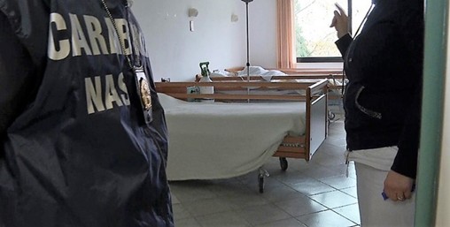 Al momento stai visualizzando Controllo dei Nas: sovraffollamento di anziani in casa di riposo