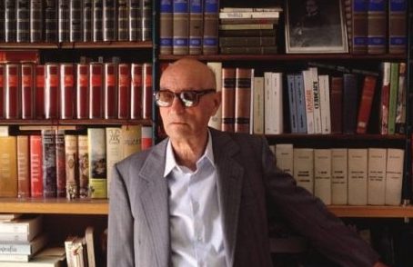 Al momento stai visualizzando Ricordiamo Gesualdo Bufalino, il grande scrittore siciliano scomparso 20 anni fa