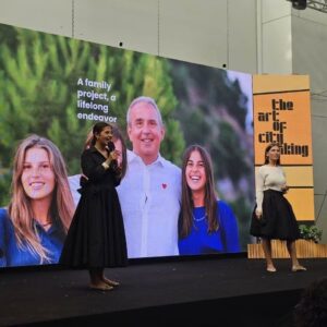 Scopri di più sull'articolo Carla e Viola Bartoli trionfano al festival internazionale di Singapore