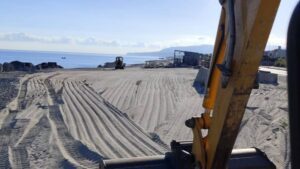 Scopri di più sull'articolo Proteste ambientaliste contro l’uso di ruspe per la pulizia delle spiagge