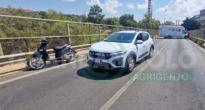 Scopri di più sull'articolo Incidente sulla Ss115: due auto e uno scooter coinvolti, un ferito sul posto
