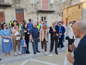Scopri di più sull'articolo Nuova piazza Savatteri a Castrofilippo: inaugurazione con interviste al Vg