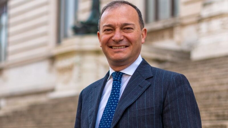 Al momento stai visualizzando Sbardella: “Il buon governo del centrodestra certificato dal rating siciliano