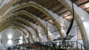 Scopri di più sull'articolo Al Museo Archeologico di Marsala, l’arte di Carlo Di Lucia esplora il legame tra cielo e mare
