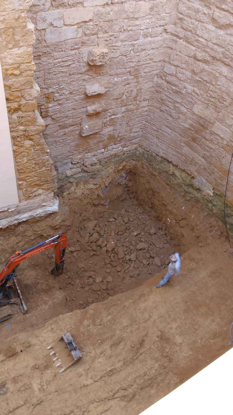 Al momento stai visualizzando Partono i lavori di messa in sicurezza all’ex Ospedale di via Atenea