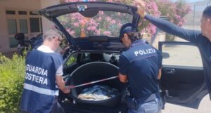 Scopri di più sull'articolo Pesce illecito sequestrato a Licata: multe salate in arrivo