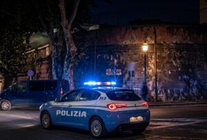 Scopri di più sull'articolo Arrestato a Catania mentre tenta di rubare un pluviale di rame pubblico