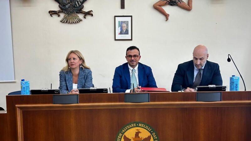 Al momento stai visualizzando Miasmi nel Siracusano, l’assessore Savarino al tavolo per la salute pubblica