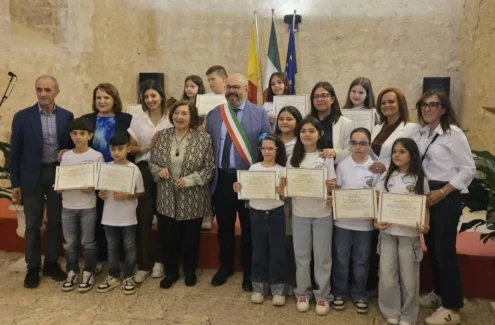 Al momento stai visualizzando Giovani talenti premiati a Favara: scopriamo chi sono i vincitori di Buttitta