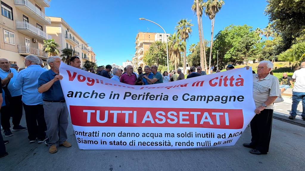 Al momento stai visualizzando Canicattì e Licata protestano in piazza: “Acqua per tutti!” (VIDEO)