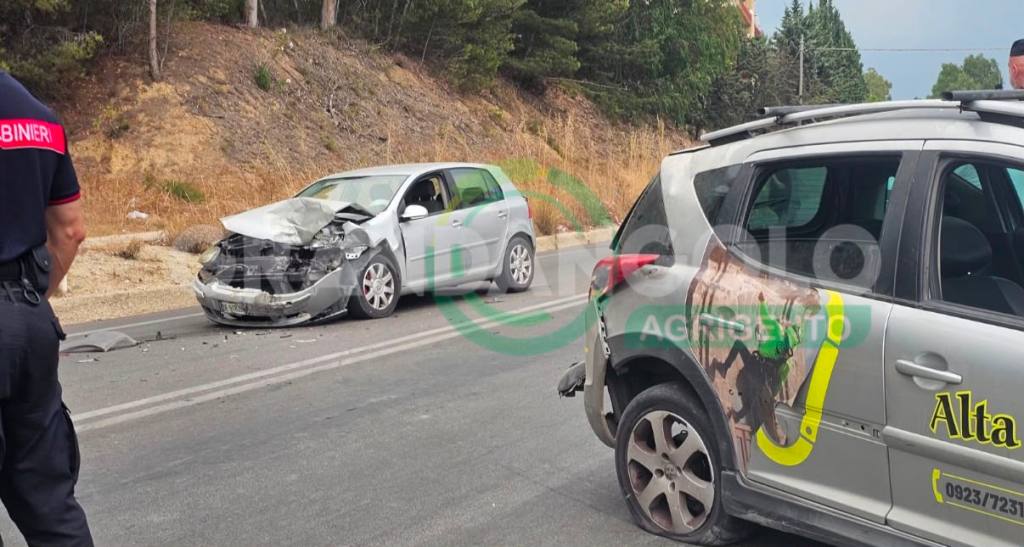 Al momento stai visualizzando Due auto coinvolte in un incidente all’ingresso di Porto Empedocle