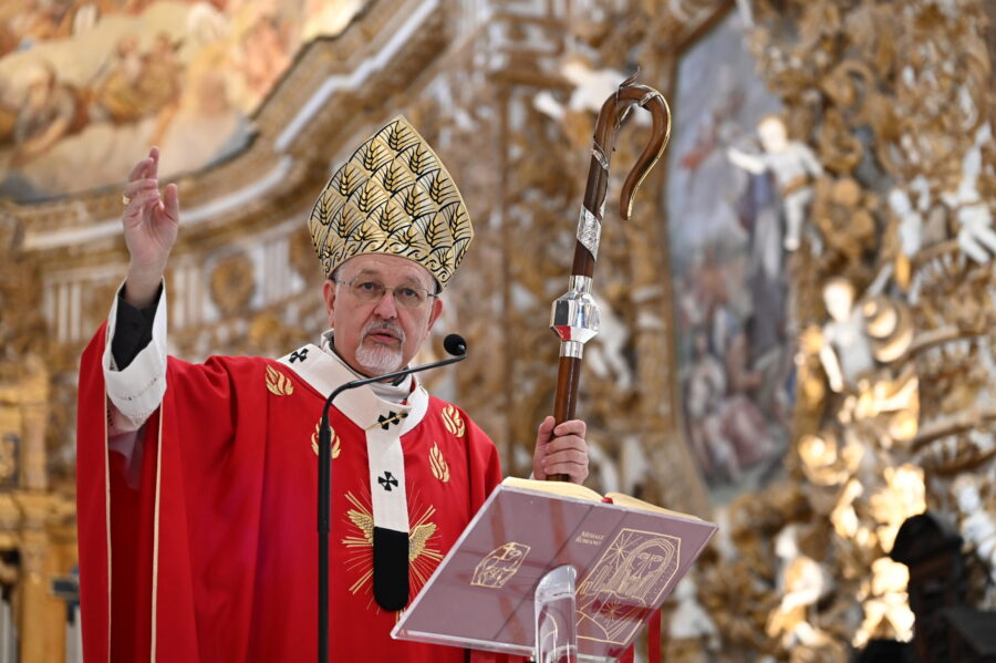 Al momento stai visualizzando Don Giuseppe Cumbo resta Vicario Generale dell’Arcidiocesi di Agrigento