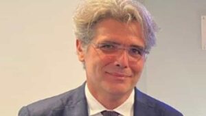 Scopri di più sull'articolo Cade in scarpata dopo assalto di cani randagi, grave il presidente di Confindustria