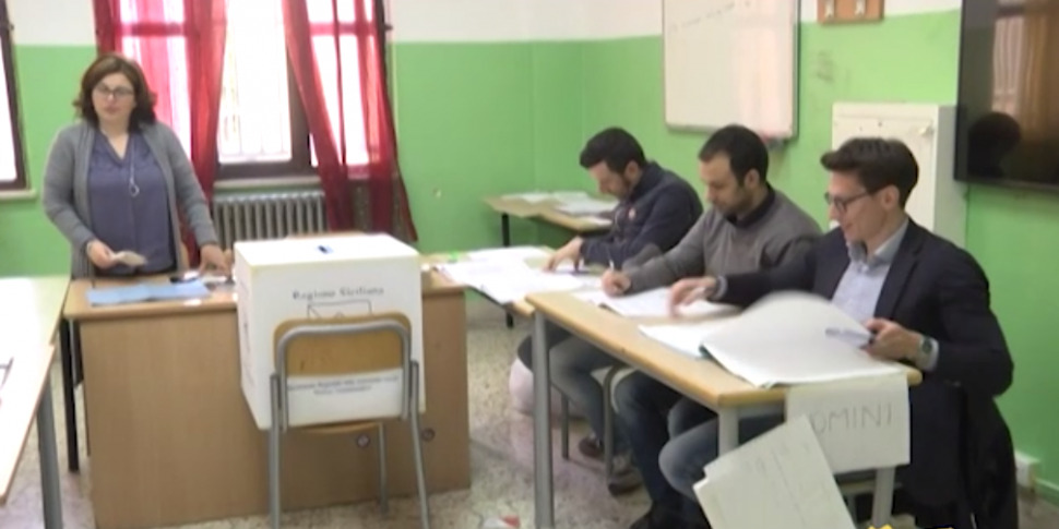 Al momento stai visualizzando Ballottaggi in Sicilia: tre comuni al seggio per le elezioni decisive