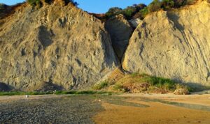 Scopri di più sull'articolo Crolli alla collina del Caos ad Agrigento: urgente la regimentazione delle acque