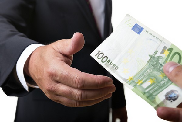 Al momento stai visualizzando Sicilia in cima alla lista per indagini su corruzione, denuncia Libera