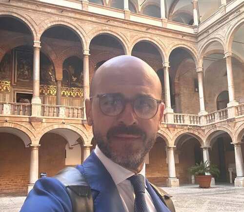 Al momento stai visualizzando Alessandro De Leo, ex deputato forzista, si unisce a La Vardera