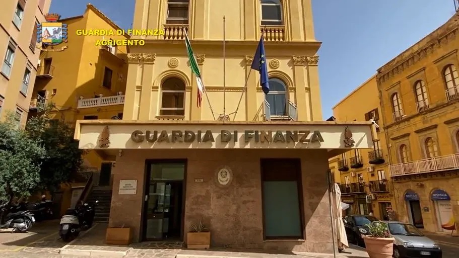 Al momento stai visualizzando Sequestri per oltre 39 milioni: 6 mila interventi della Guardia di Finanza ad Agrigento
