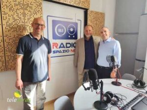 Scopri di più sull'articolo Teleacras – Francesco Pira premiato dall’Ucsi