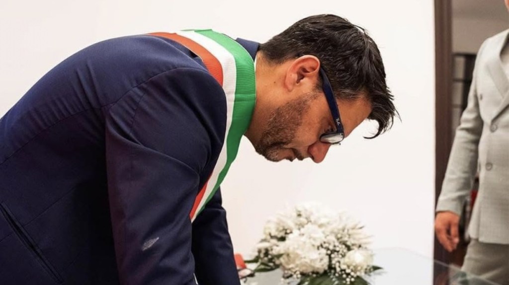Al momento stai visualizzando Arresti richiesti per imprenditore di Favara e sindaco di Sommatino per corruzione