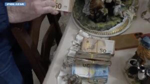 Scopri di più sull'articolo Dieci arresti nel traffico di droga legato alla mafia locale
