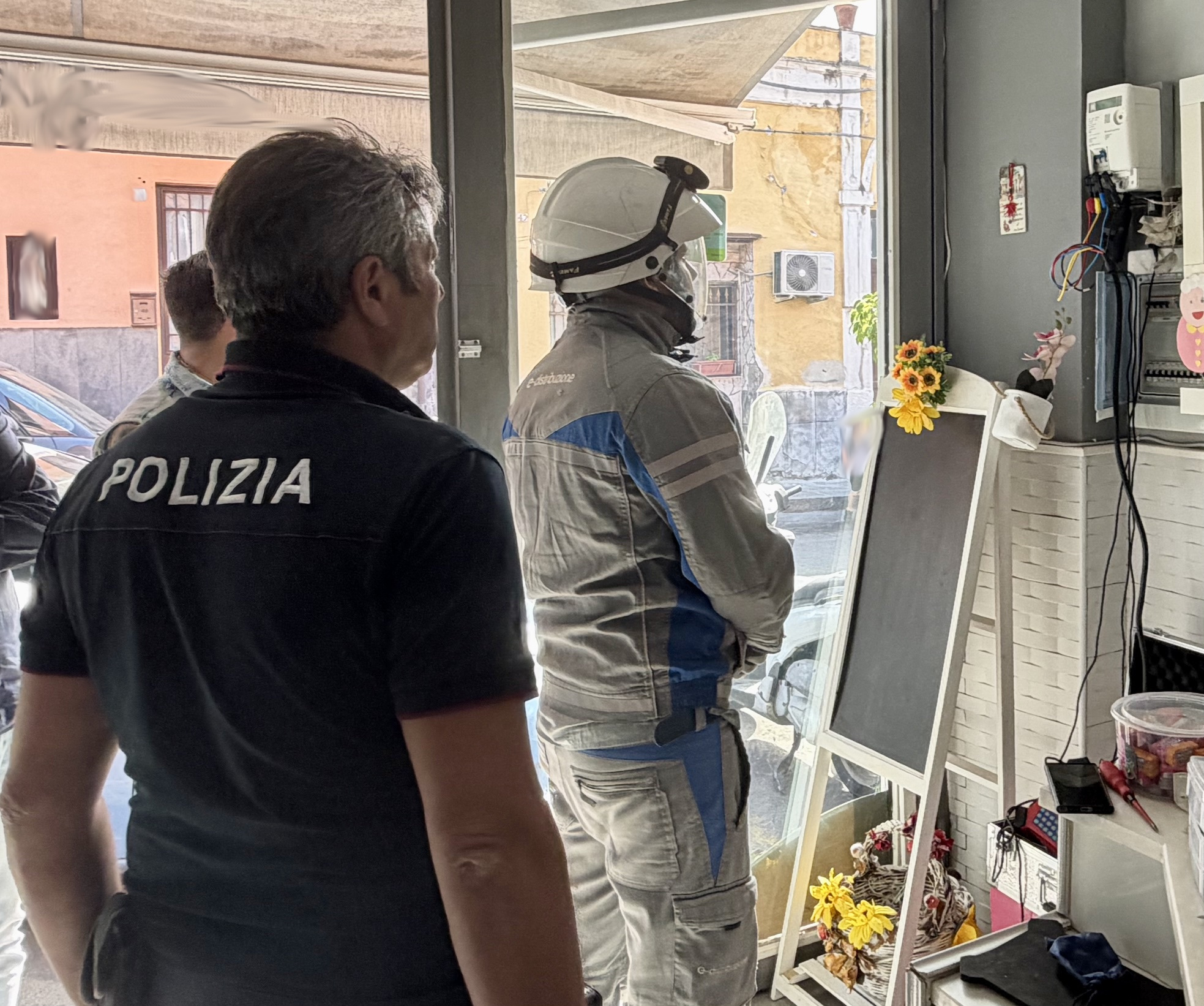 Al momento stai visualizzando Titolare di panificio arrestato per allaccio abusivo alla rete elettrica