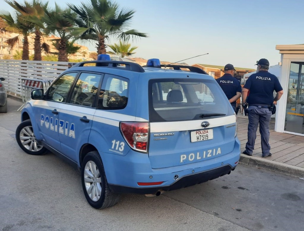 Al momento stai visualizzando Furto al ristorante: rubati computer e stampante durante la notte