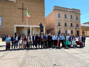 Scopri di più sull'articolo Menfi celebra l’80° anniversario della Repubblica con autorità in festa
