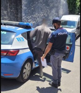 Scopri di più sull'articolo Agrigento – Aggredisce i sanitari e colpisce poliziotto in servizio  in ospedale: arrestato