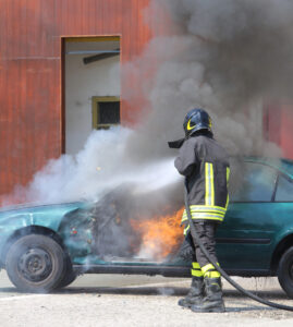 Scopri di più sull'articolo Agrigento – Sciacca, auto in fiamme all’alba: distrutta una Toyota Rav4, indagano i carabinieri