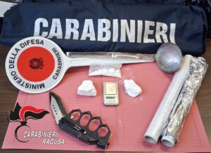 Scopri di più sull'articolo Agrigento – Ragusa, droga nascosta nell’asciugatrice: arrestato 27enne tunisino, due denunce per cocaina e hashish