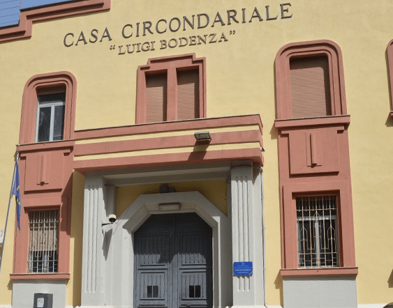 Al momento stai visualizzando Carcere di Enna in rivolta: telecamere di sorveglianza distrutte