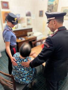 Scopri di più sull'articolo Arrestato un 54enne per tentata truffa, denunciato anche un minorenne